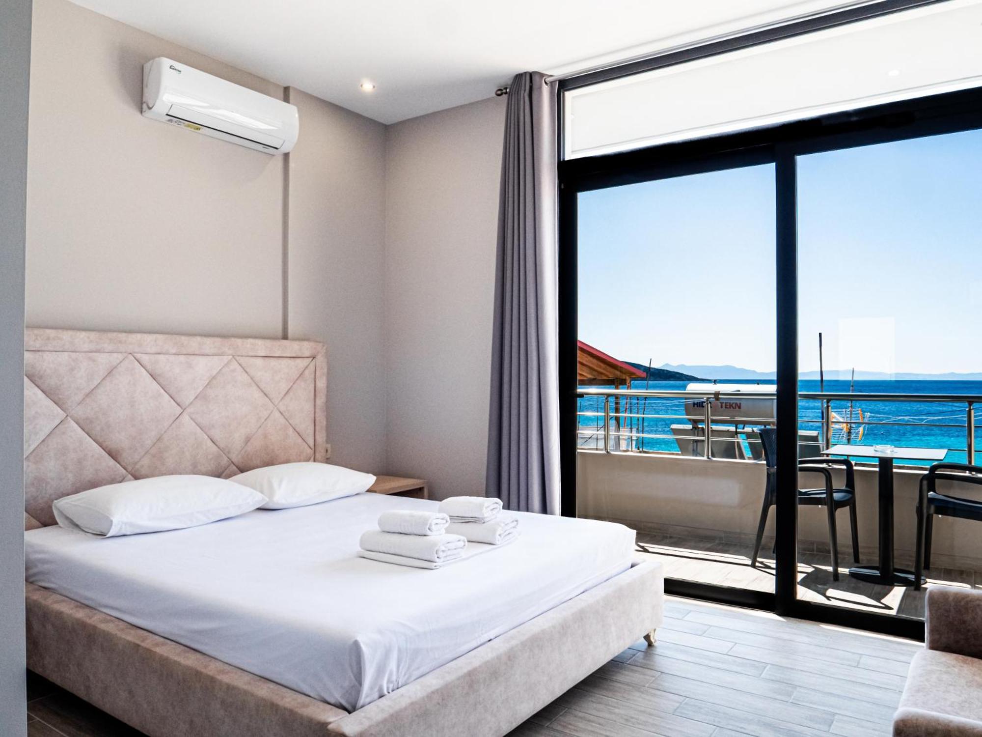 Endless Blue Himara Hotel Exterior photo