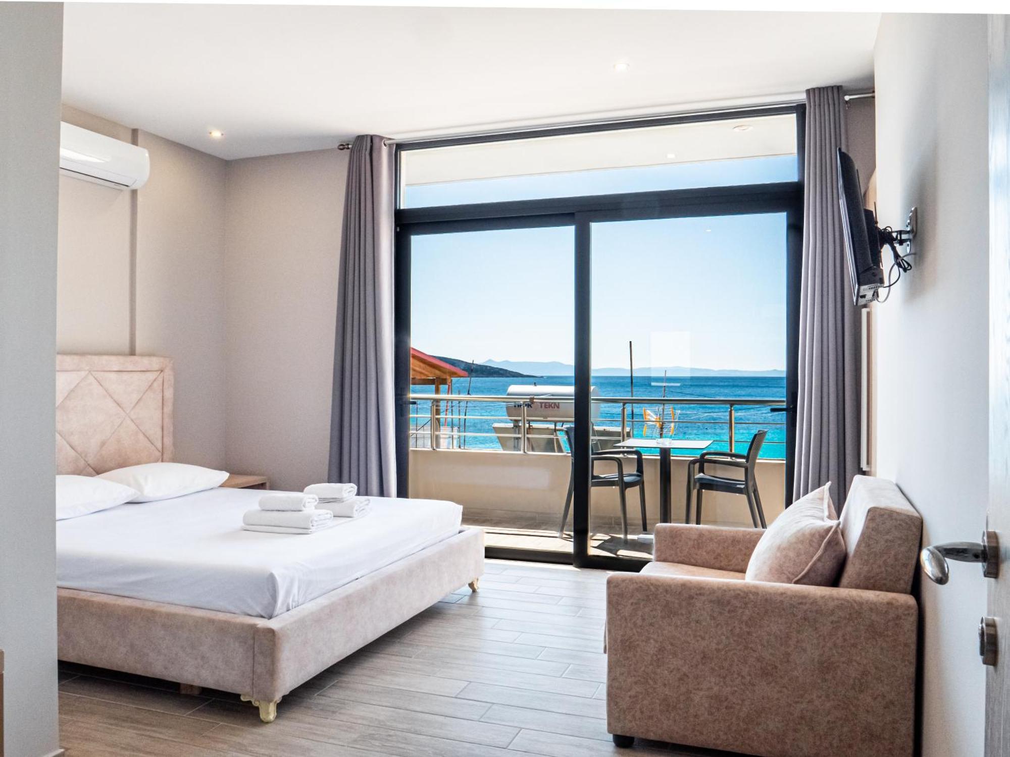 Endless Blue Himara Hotel Exterior photo