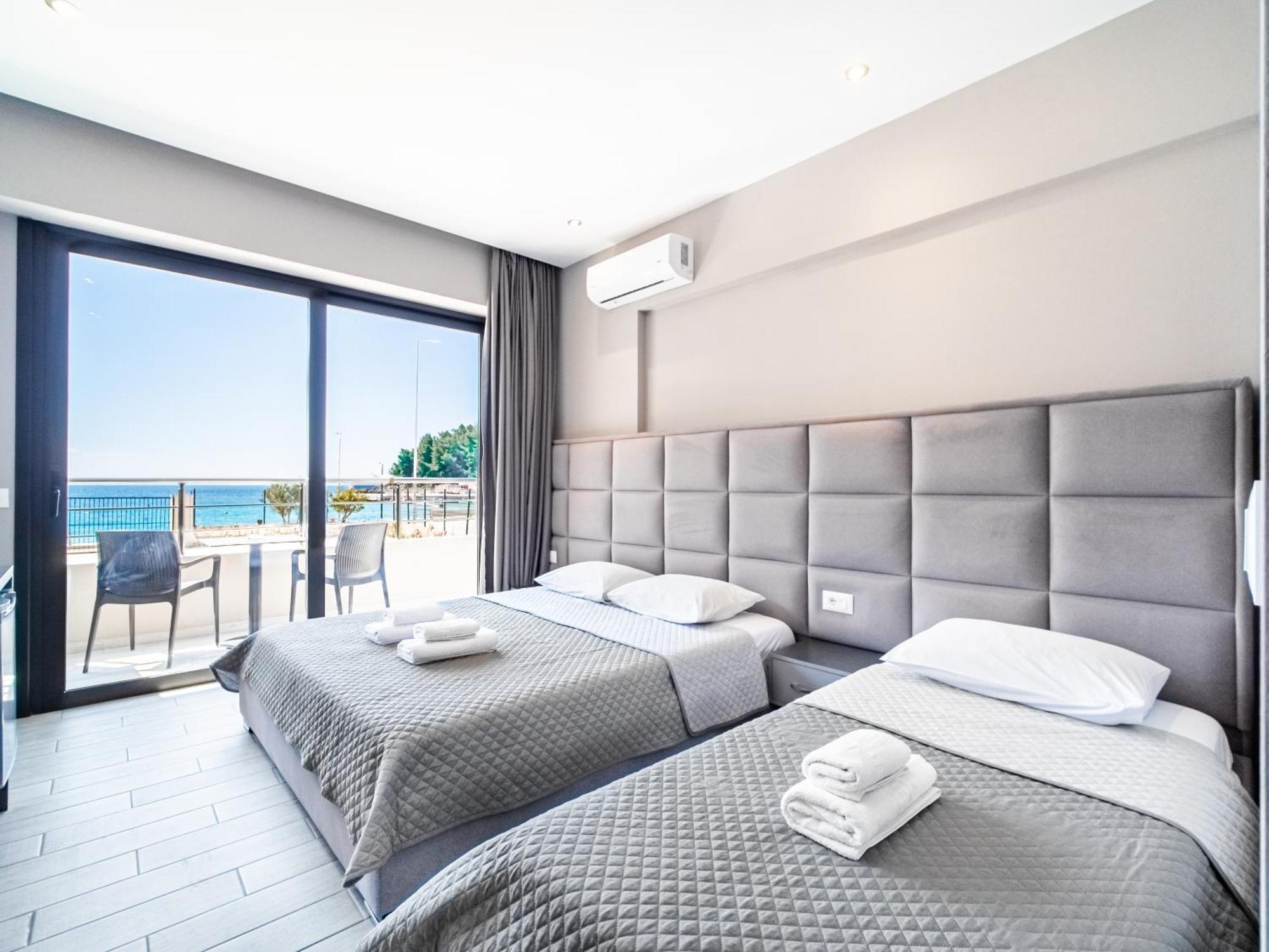 Endless Blue Himara Hotel Exterior photo