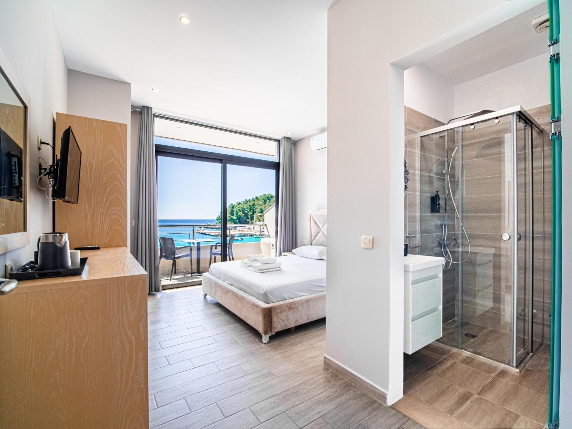 Endless Blue Himara Hotel Exterior photo
