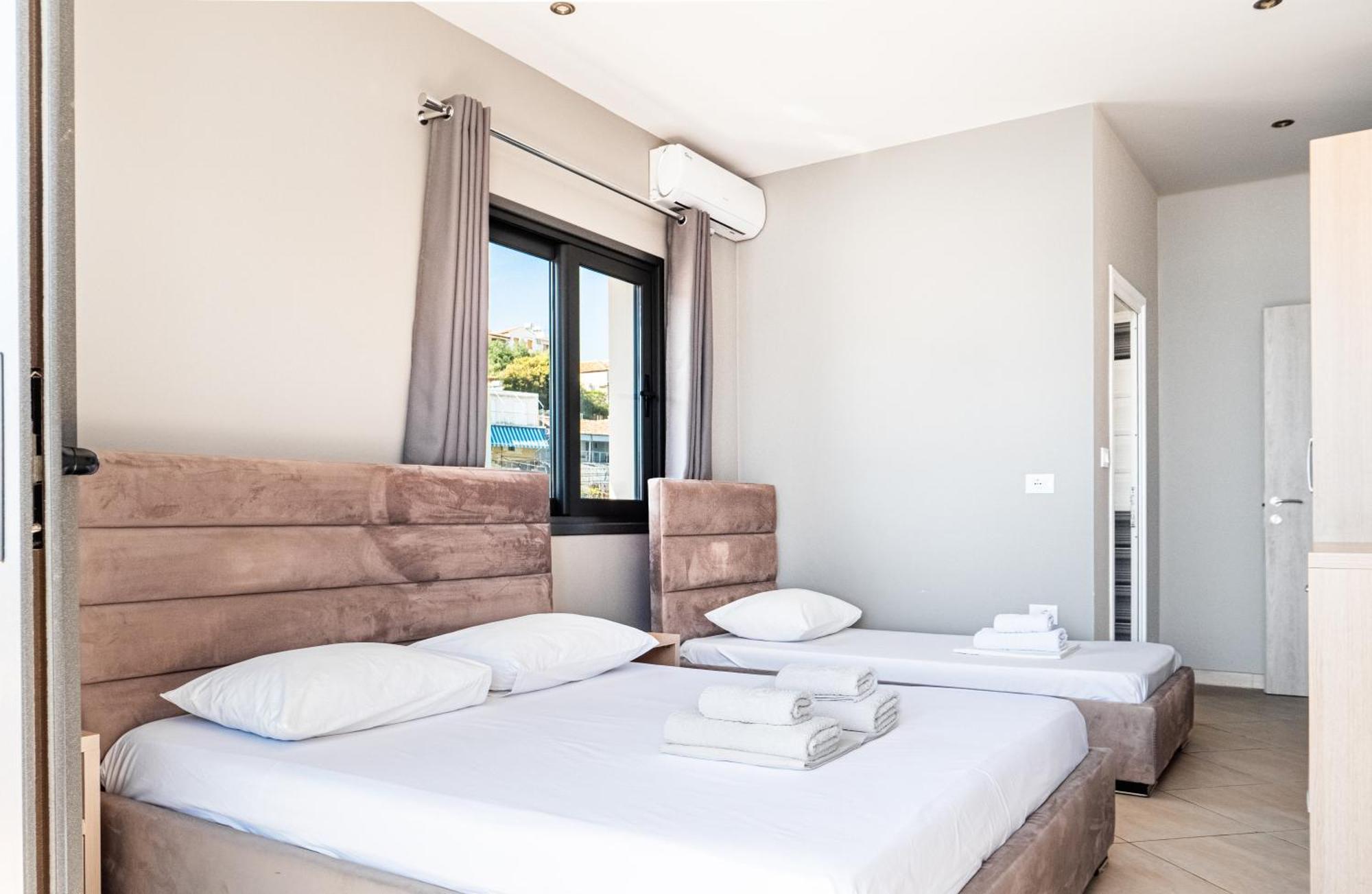 Endless Blue Himara Hotel Exterior photo